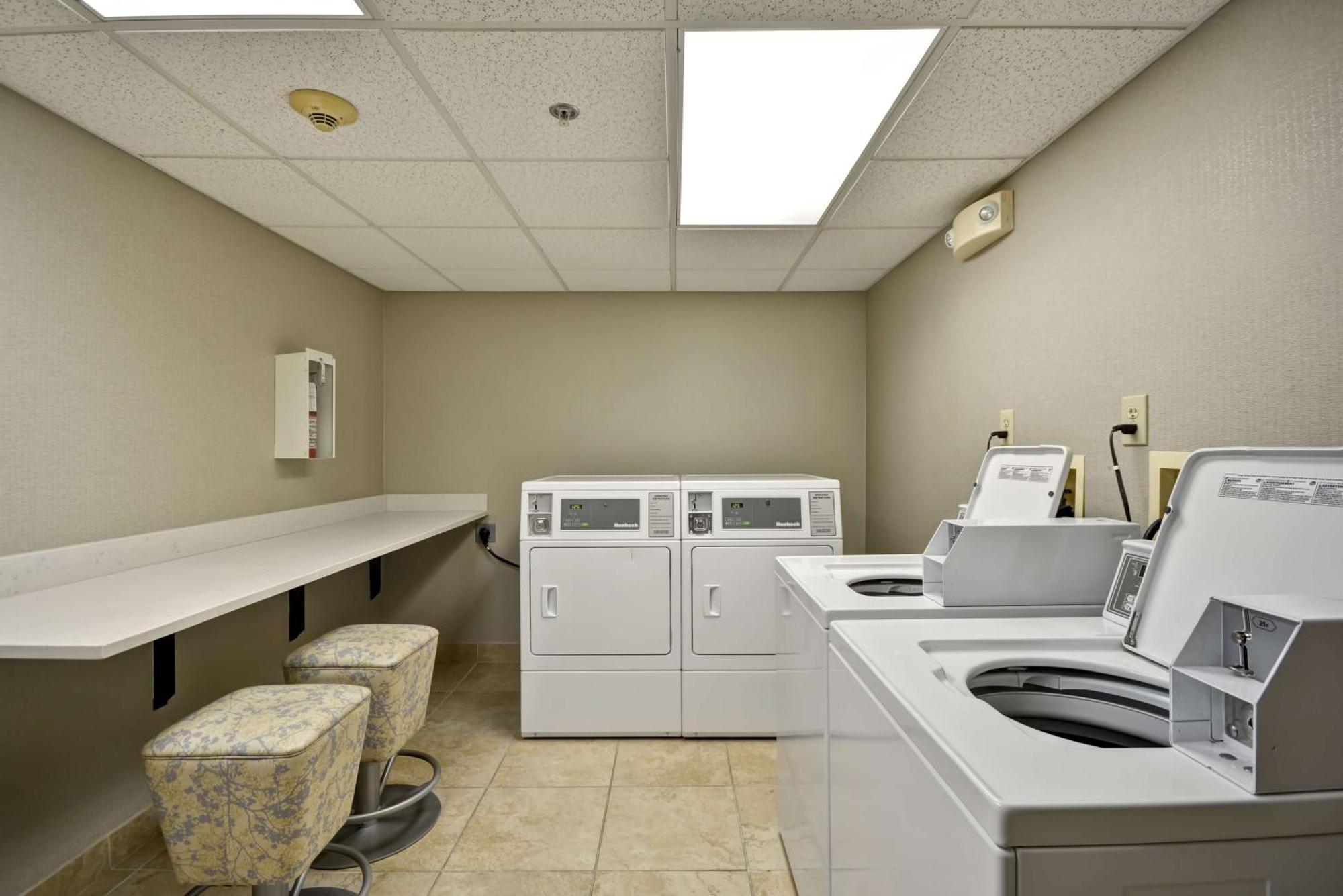 Homewood Suites Durham-Chapel Hill I-40 Kültér fotó